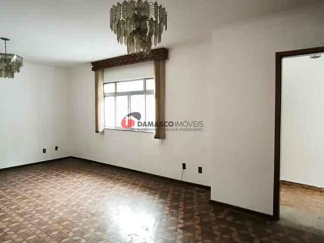 Casa 3 quartos e 2 banheiros, à venda, no bairro Santa Paula em São Caetano do Sul