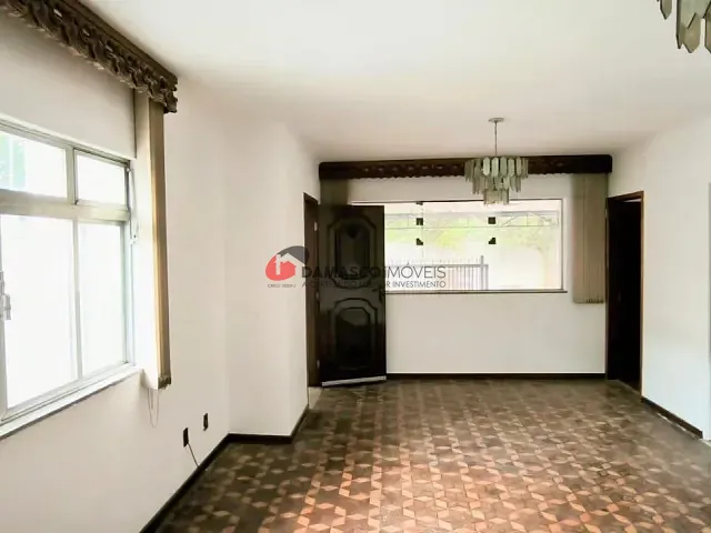 Casa 3 quartos e 2 banheiros, à venda, no bairro Santa Paula em São Caetano do Sul