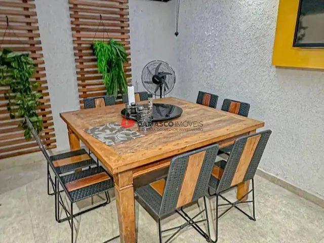 Casa com 392m² 4 quartos e 5 banheiros, à venda, no bairro Vila Bertioga em São Paulo