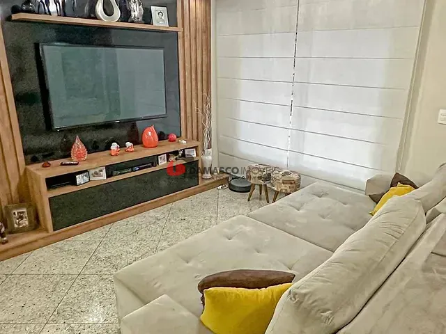 Casa com 392m² 4 quartos e 5 banheiros, à venda, no bairro Vila Bertioga em São Paulo
