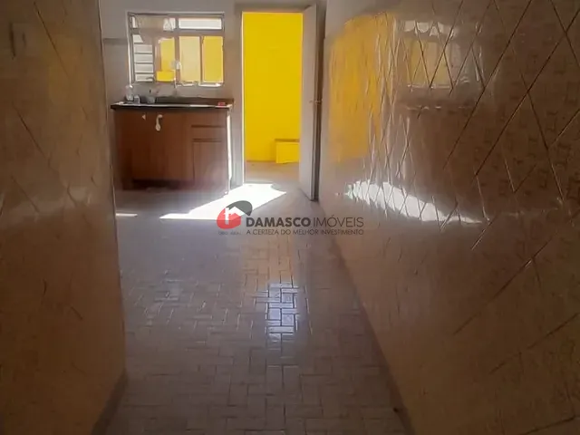 Casa com 50m² 1 quarto e 1 banheiro, para alugar, no bairro Barcelona em São Caetano do Sul