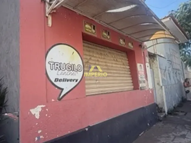 Casa 2 quartos e 2 banheiros, à venda, no bairro Centro em Salto