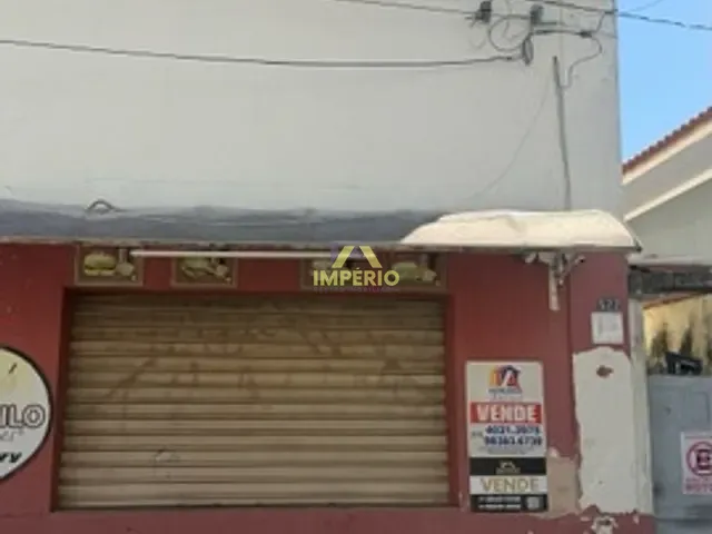 Casa 2 quartos e 2 banheiros, à venda, no bairro Centro em Salto