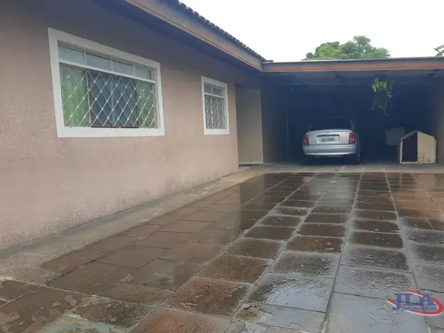 Casa 4 quartos e 3 banheiros, para alugar, no bairro Boa Vista em Curitiba