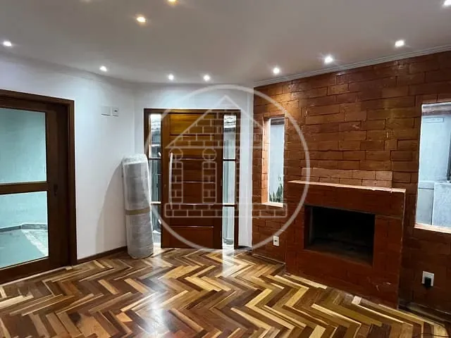 Casa com 100m² 4 quartos e 4 banheiros, para alugar, no bairro Jardim Itapeva em São Paulo