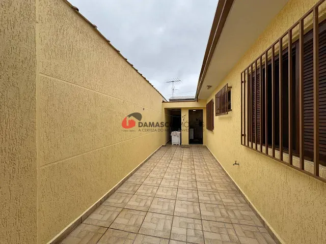 Casa 3 quartos e 2 banheiros, à venda, no bairro Santa Maria em São Caetano do Sul