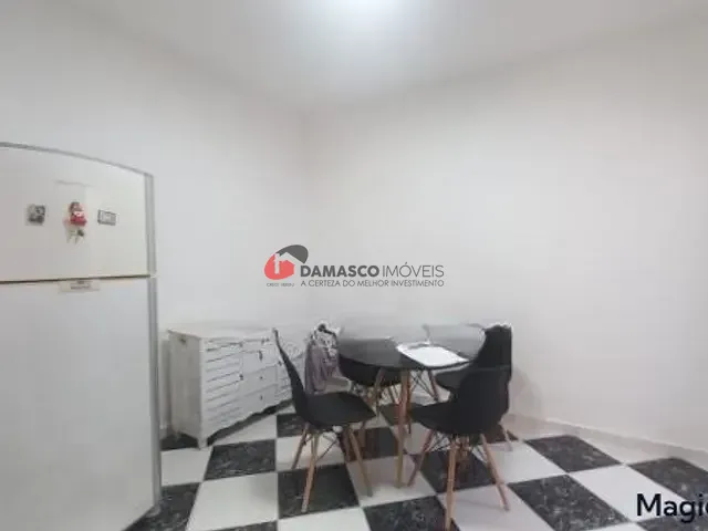 Casa com 212m² 3 quartos e 2 banheiros, para alugar, no bairro Barcelona em São Caetano do Sul