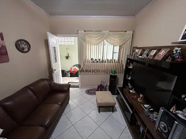 Casa 2 quartos e 1 banheiro, à venda, no bairro Vila Vermelha em São Paulo