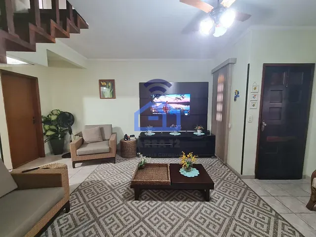 Casa com 120m² 2 quartos e 2 banheiros, à venda, no bairro Indaiá em Caraguatatuba