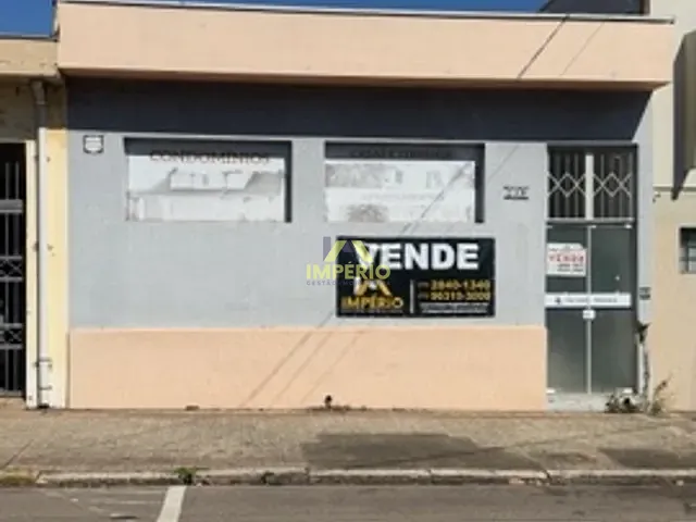 Casa à venda, no bairro Centro em Salto