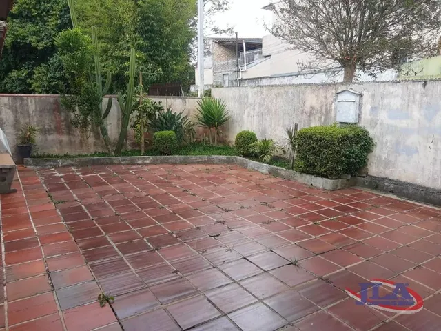 Casa com 406m² 3 quartos e 4 banheiros, à venda, no bairro Barreirinha em Curitiba