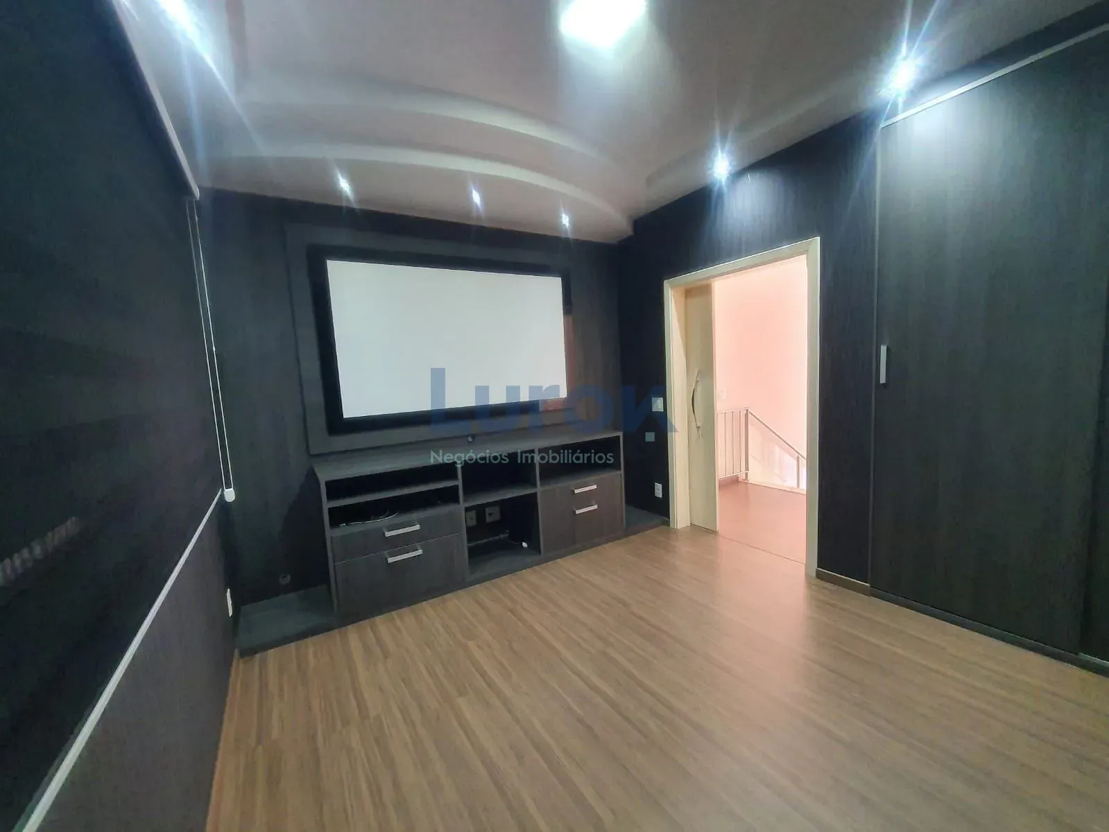 Casa, 3 quartos, 331 m² - Foto 10