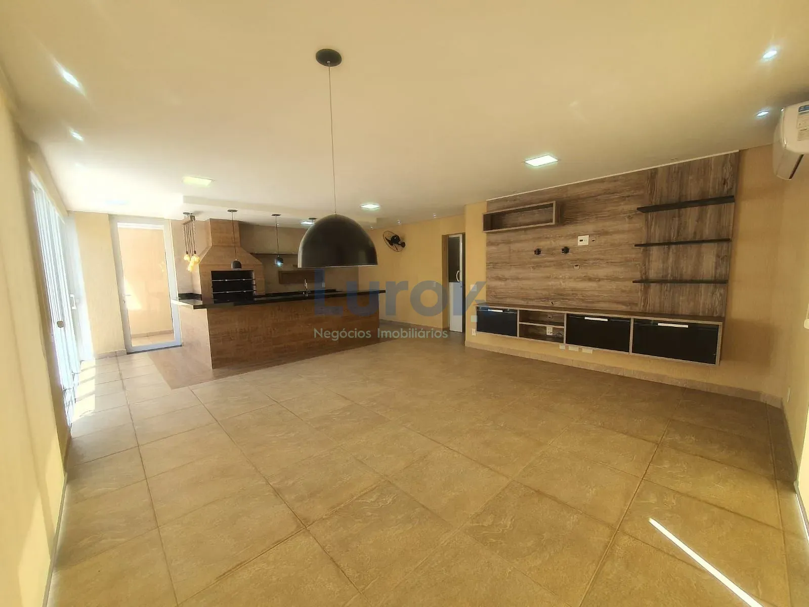 Casa, 3 quartos, 331 m² - Foto 32