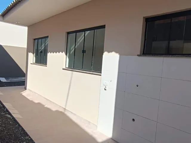 Casa 2 quartos e 1 banheiro, à venda, no bairro Jardim Nova Cambé em Cambé