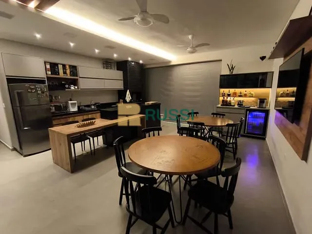 Casa com 760m² 5 quartos e 7 banheiros, à venda, no bairro Condomínio Reserva do Paratehy em São José dos Campos