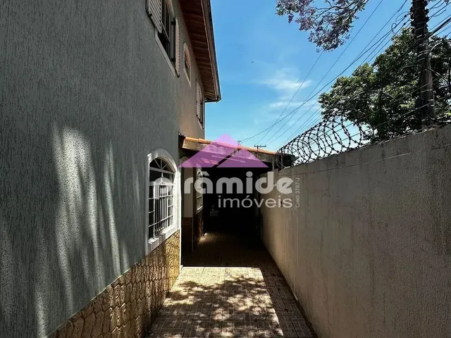 Casa com 125m² 3 quartos e 2 banheiros, à venda, no bairro Vila Tesouro em São José Dos Campos