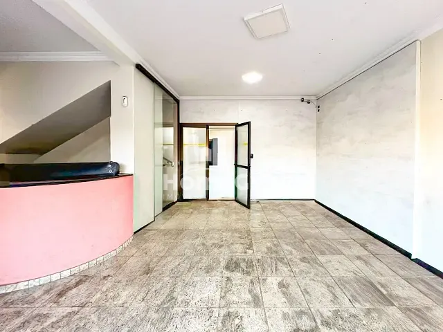 Casa para alugar, no bairro Jardim América em Goiânia