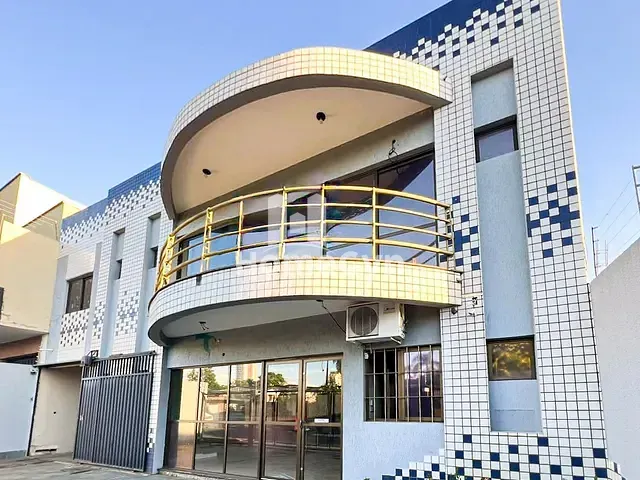 Casa para alugar, no bairro Jardim América em Goiânia