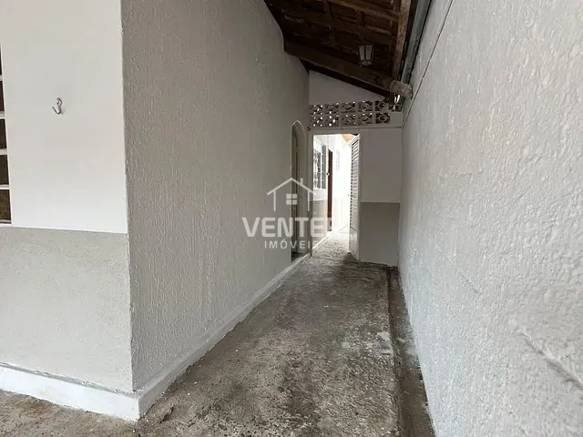 Casa com 125m² 2 quartos e 1 banheiro, à venda, no bairro Parque São Luís em Taubaté