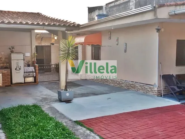 Casa com 335m² 3 quartos e 2 banheiros, à venda, no bairro Jardim América em Poá