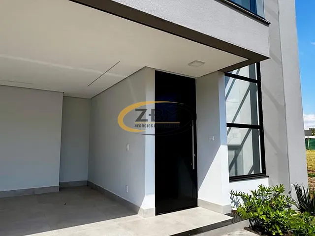 Casa com 255m² 4 quartos e 5 banheiros, à venda, no bairro Gleba Simon Frazer em Londrina