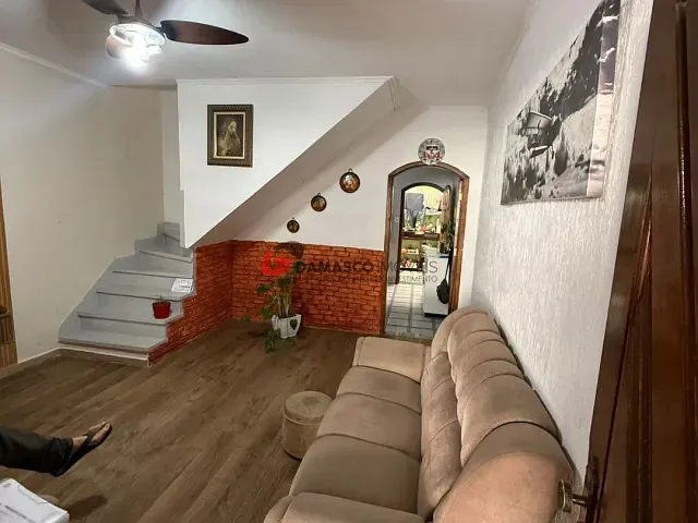 Casa com 100m² 3 quartos e 2 banheiros, à venda, no bairro Santo Antônio em São Caetano do Sul