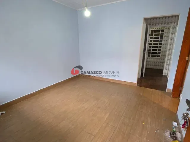 Casa 1 quarto e 1 banheiro, para alugar, no bairro Vila Palmares em Santo André