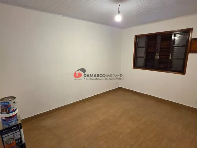 Casa 1 quarto e 1 banheiro, para alugar, no bairro Vila Palmares em Santo André