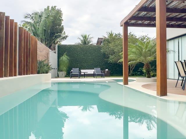 Casa com 600m² 6 quartos e 8 banheiros, à venda, no bairro Recreio dos Bandeirantes em Rio de Janeiro