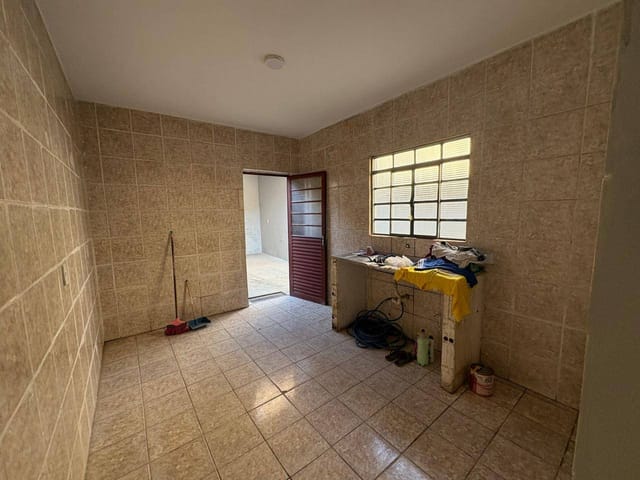 Casa com 150m² 2 quartos e 1 banheiro, à venda, no bairro Conjunto Habitacional Parque Itajaí em Campinas