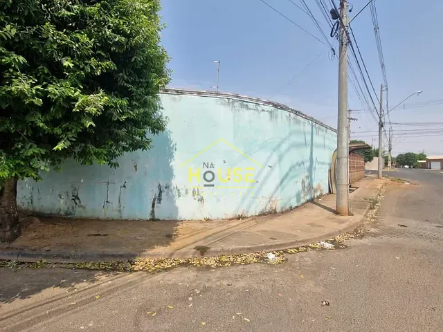 Casa 3 quartos e 3 banheiros, à venda, no bairro Jardim São Francisco em Fernandópolis