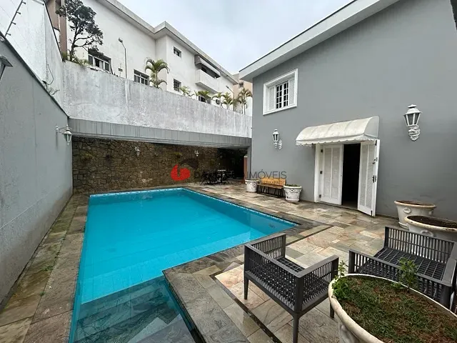 Casa com 395m² 4 quartos e 4 banheiros, à venda, no bairro Jardim São Caetano em São Caetano do Sul