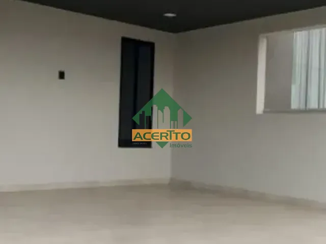 Casa com 200m² 3 quartos e 2 banheiros, à venda, no bairro Aeroporto em Araçatuba