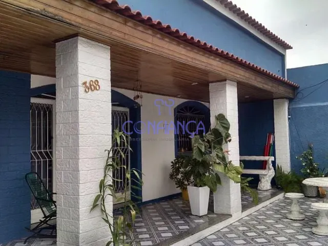 Casa com 300m² 3 quartos e 2 banheiros, à venda, no bairro Campo Grande em Rio de Janeiro