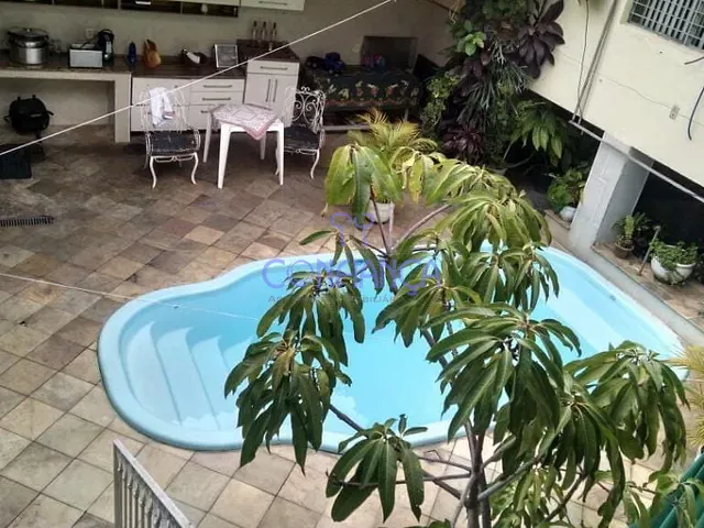 Casa com 300m² 3 quartos e 2 banheiros, à venda, no bairro Campo Grande em Rio de Janeiro