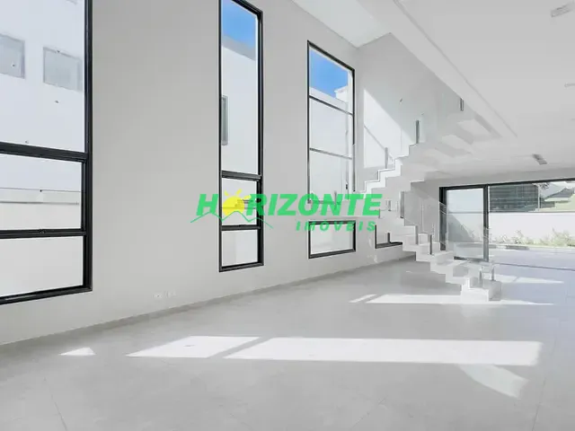 Casa com 450m² 5 quartos e 5 banheiros, à venda, no bairro urbanova em São José dos Campos