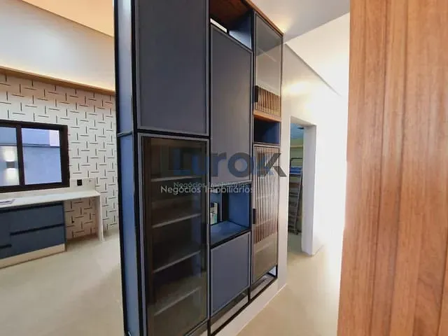 Casa com 330m² 3 quartos e 4 banheiros, à venda, no bairro Res Santa Maria em Valinhos