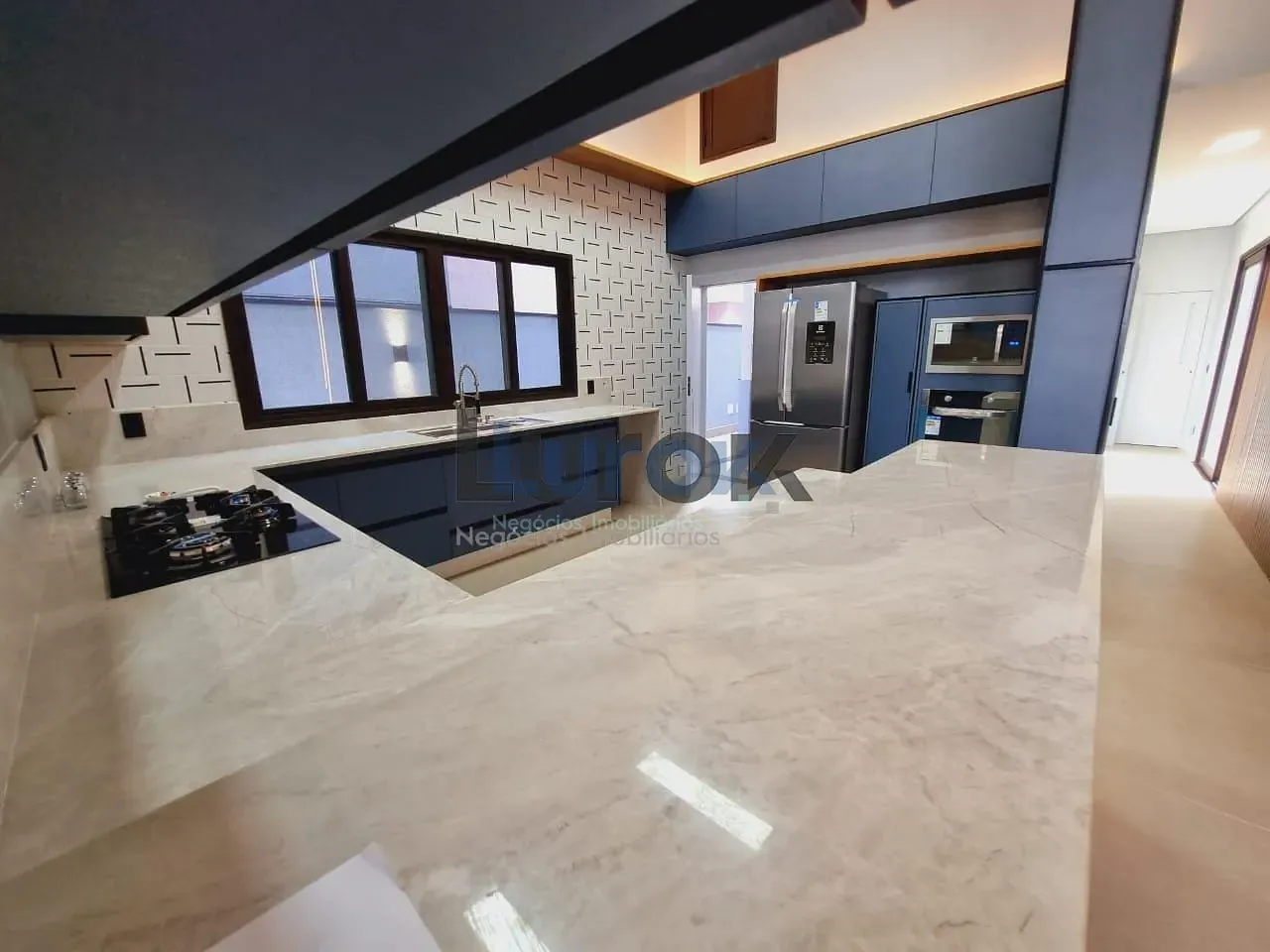 Casa, 3 quartos, 221 m² - Foto 6
