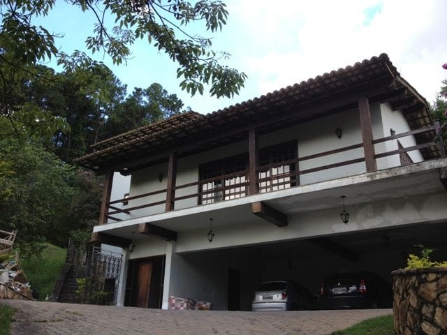 Casa com 1550m² 4 quartos e 8 banheiros, à venda, no bairro Condomínio Nova São Paulo em Itapevi