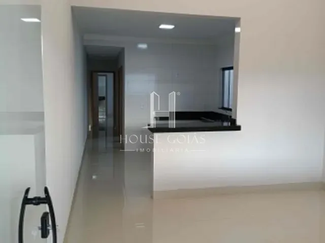 Casa com 203m² 3 quartos e 2 banheiros, à venda, no bairro Residencial Campos Dourados em Goiânia