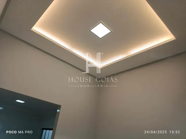 Casa com 203m² 3 quartos e 2 banheiros, à venda, no bairro Residencial Campos Dourados em Goiânia