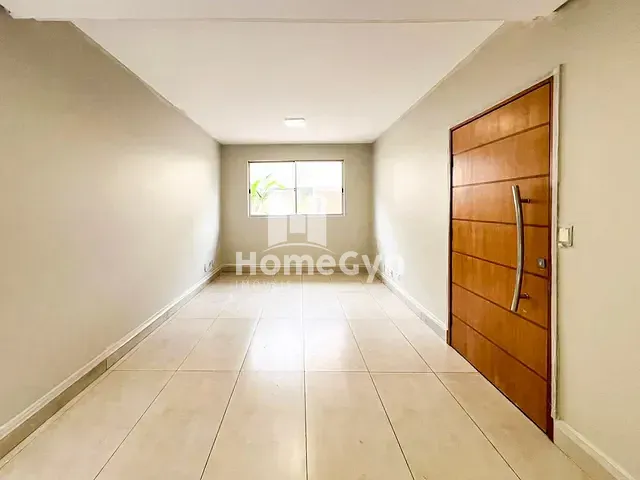 Casa 4 quartos e 3 banheiros, para alugar, no bairro Jardim América em Goiânia