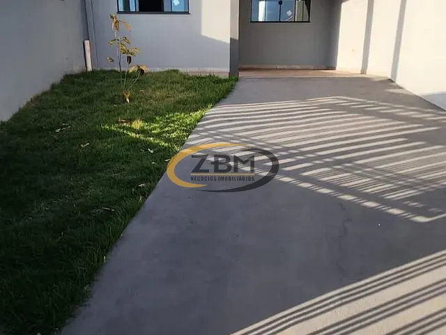 Casa com 169m² 3 quartos e 2 banheiros, à venda, no bairro Conjunto Habitacional Antônio Euthymio Casaroto em Cambé