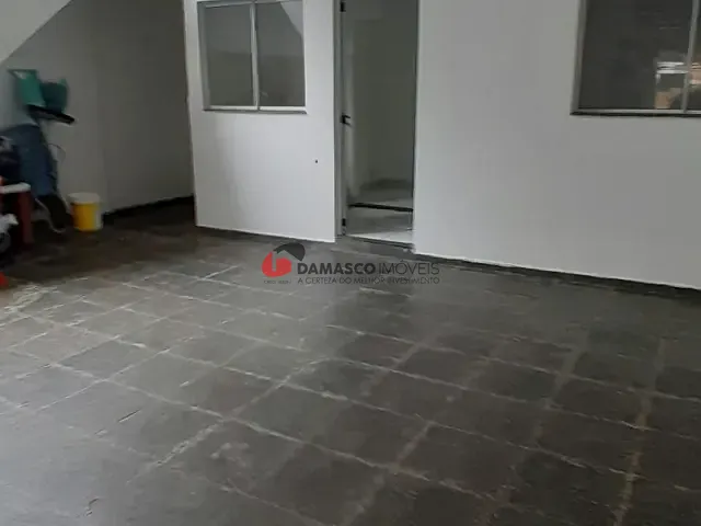 Casa com 40m² 2 quartos e 1 banheiro, para alugar, no bairro Santa Paula em São Caetano do Sul