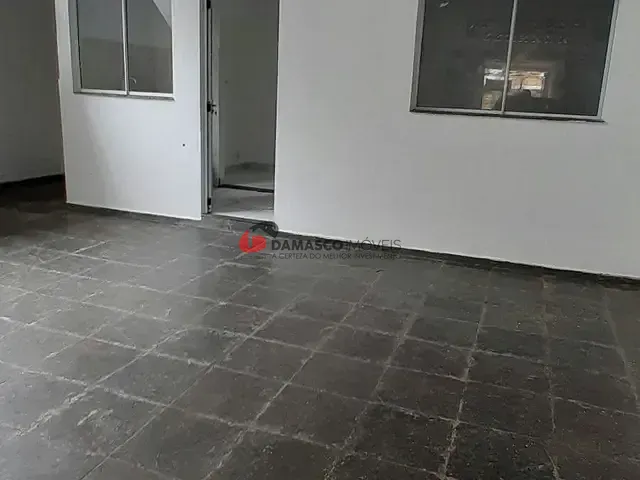 Casa com 40m² 2 quartos e 1 banheiro, para alugar, no bairro Santa Paula em São Caetano do Sul