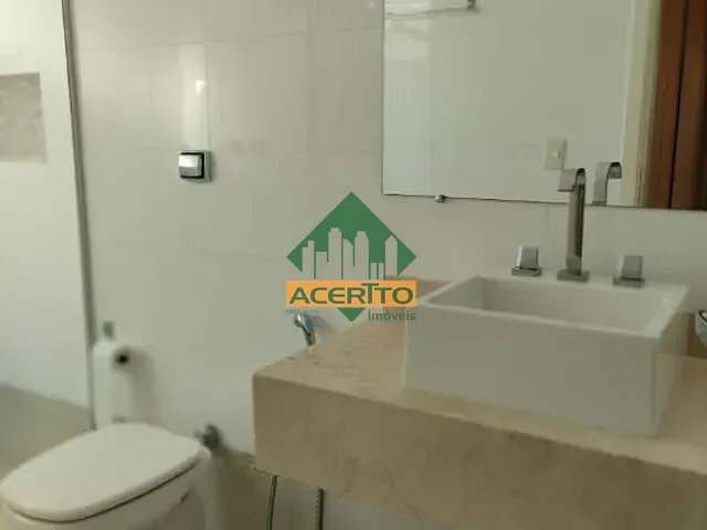 Casa com 597m² 3 quartos e 5 banheiros, à venda, no bairro Aeroporto em Araçatuba