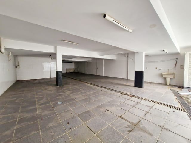 Casa com 1000m² 6 quartos e 8 banheiros, à venda, no bairro Barra da Tijuca em Rio de Janeiro