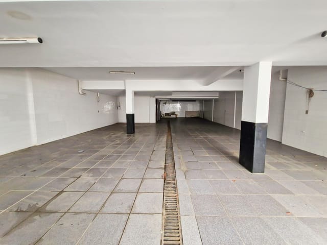 Casa com 1000m² 6 quartos e 8 banheiros, à venda, no bairro Barra da Tijuca em Rio de Janeiro