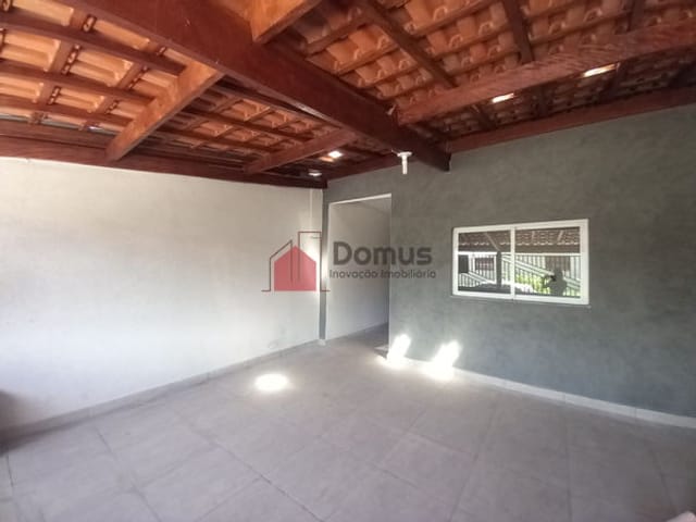 Casa à venda, no bairro Residencial Mombaça em Pindamonhangaba