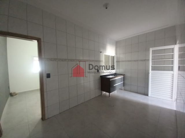 Casa à venda, no bairro Residencial Mombaça em Pindamonhangaba